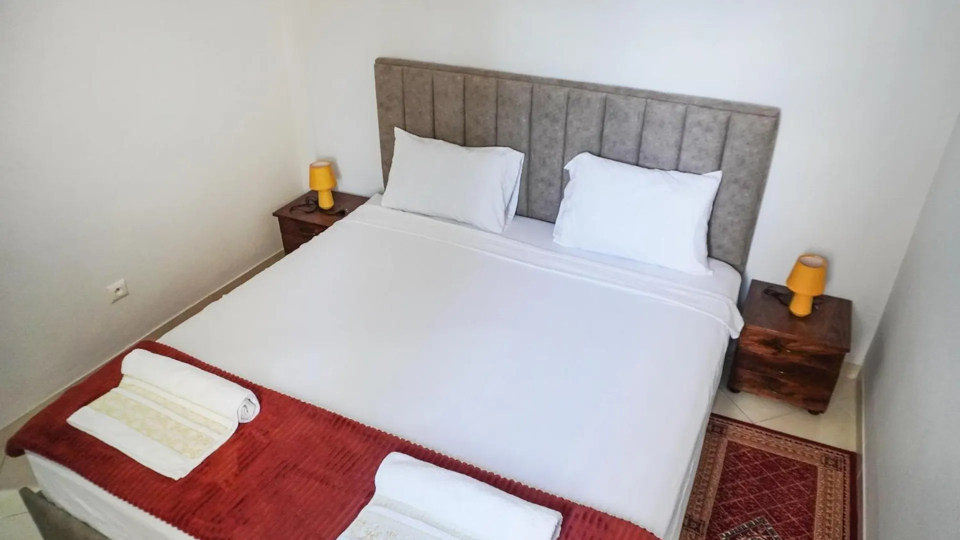 Appartement Calme Et Confortable A アガディール